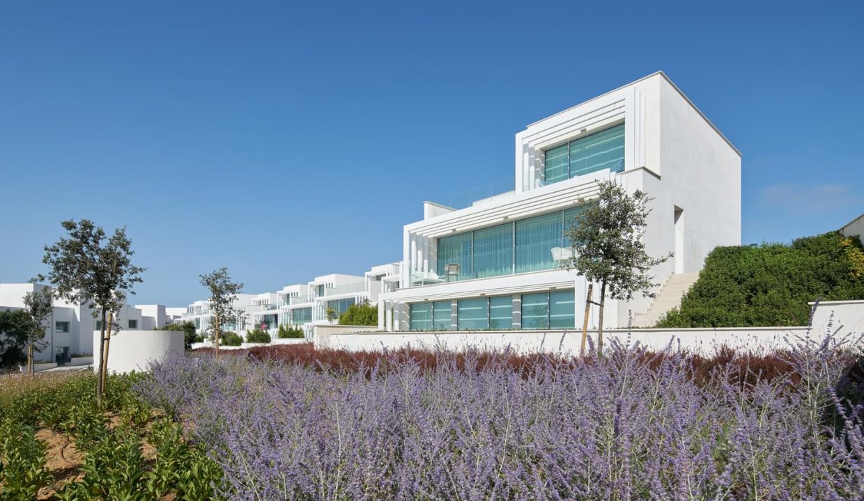 Promoción La Finca, obra nueva en San Roque (Revista)
