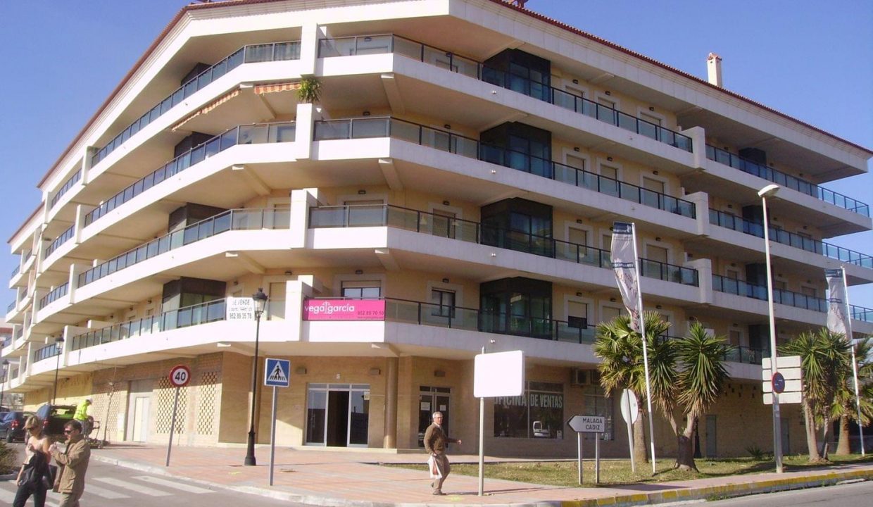 Promoción A2 de Villa Matilde, obra nueva en Sabinillas Sol (Revista)