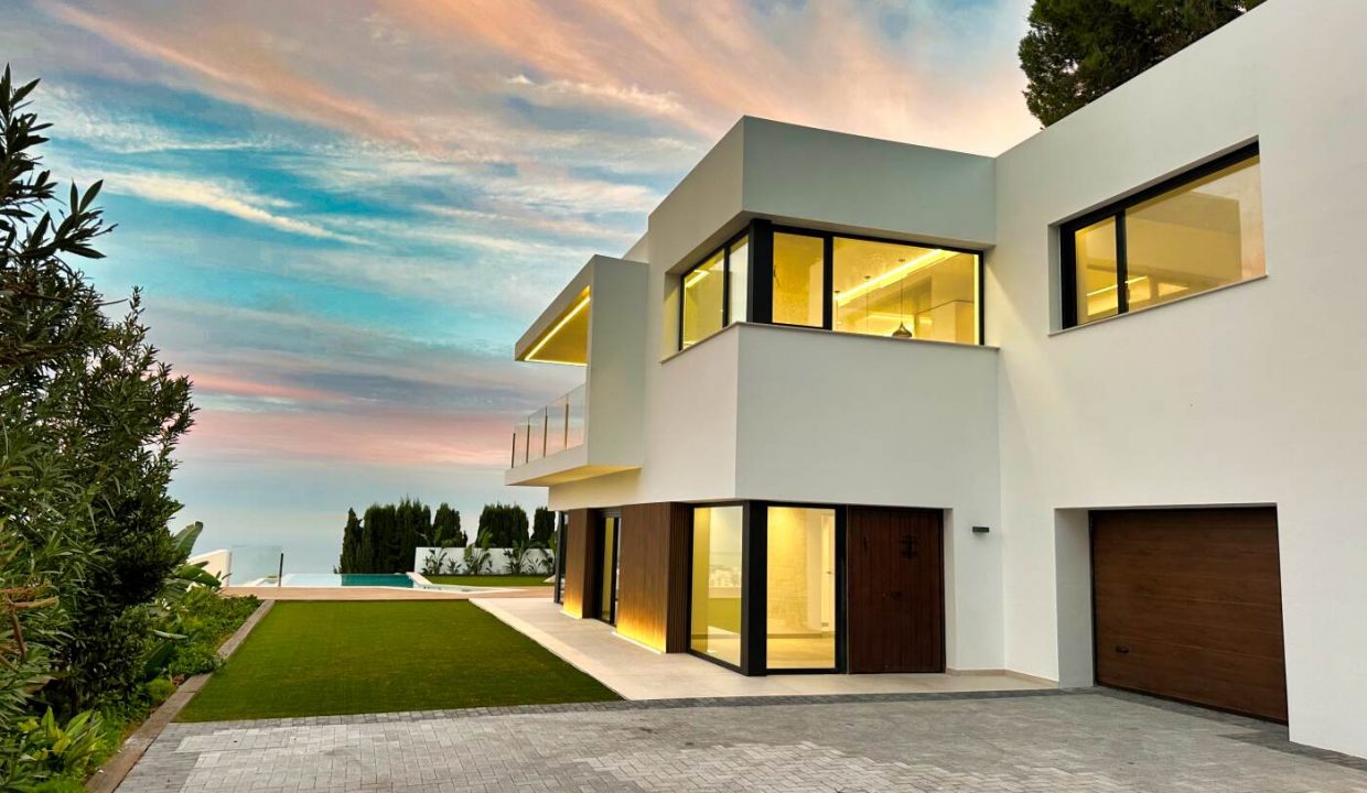 Promoción Villa de lujo con un estilo moderno e innovador,, obra nueva en Calpe (Revista)