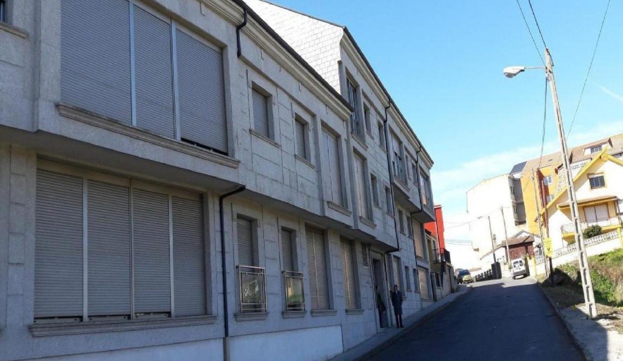 Promoción Residencial Camari�as, obra nueva en Cedeira (Revista)