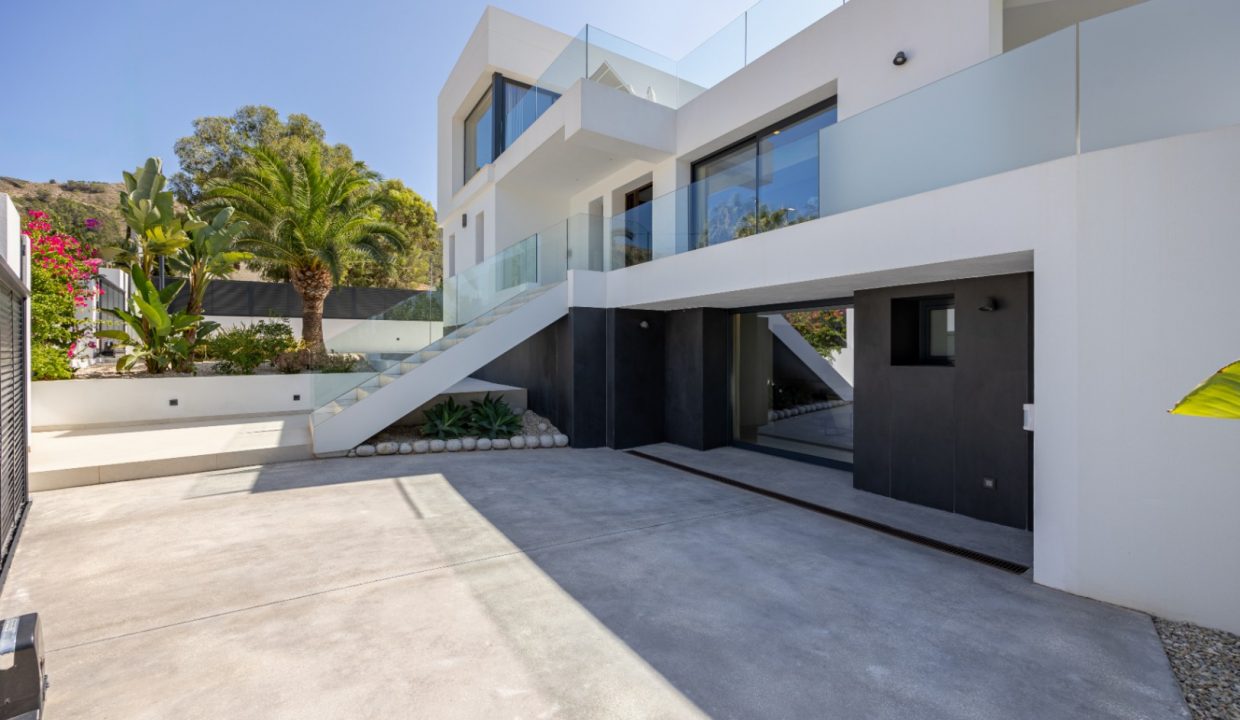 Promoción Impresionante villa en un entorno idílico, obra nueva en l'Albir (Revista)