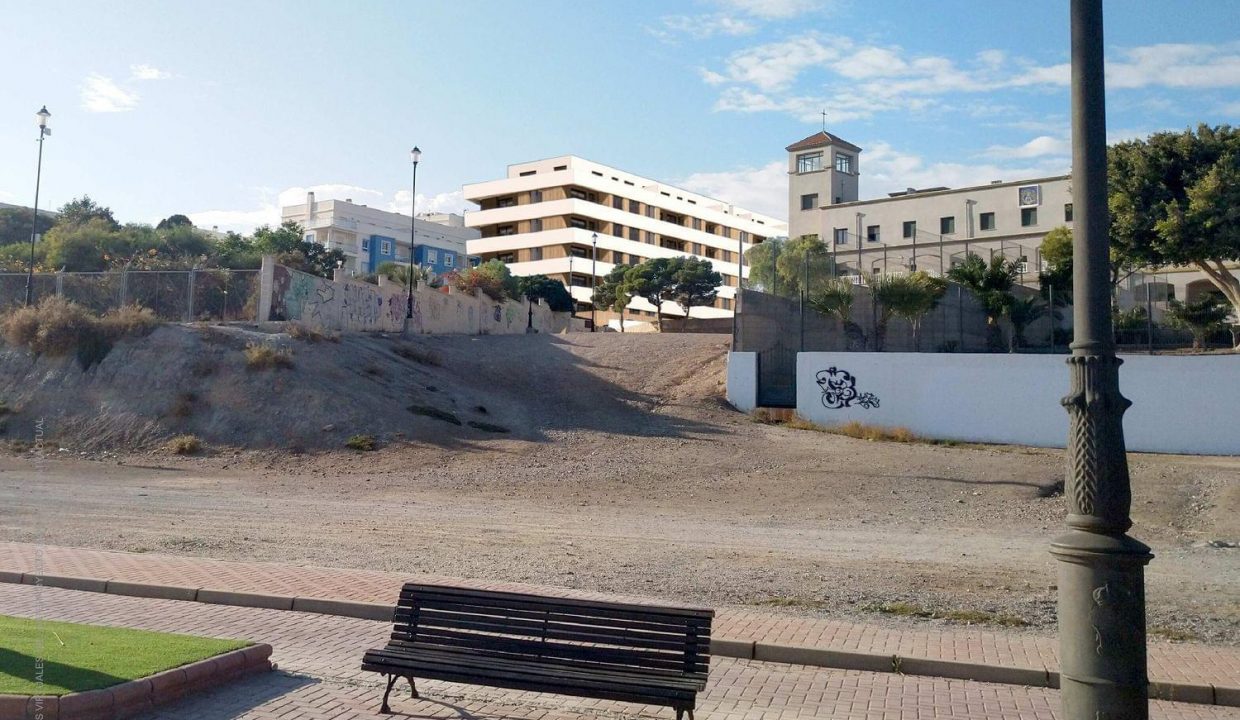 Promoción Seminario, obra nueva en Roquetas de Mar (Revista)
