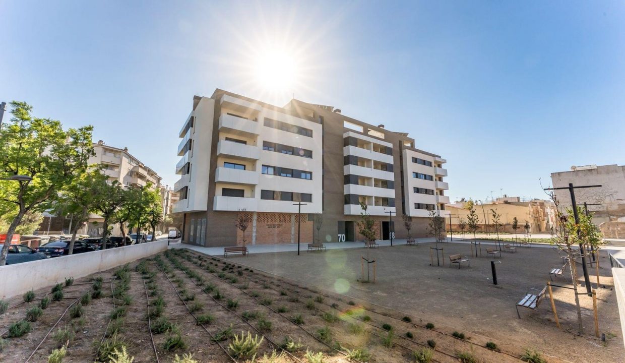 Promoción Nou Jardí, obra nueva en Reus (Revista)