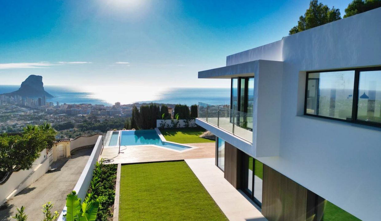 Promoción Villa de lujo con un estilo moderno e innovador,, obra nueva en Calpe (Revista)