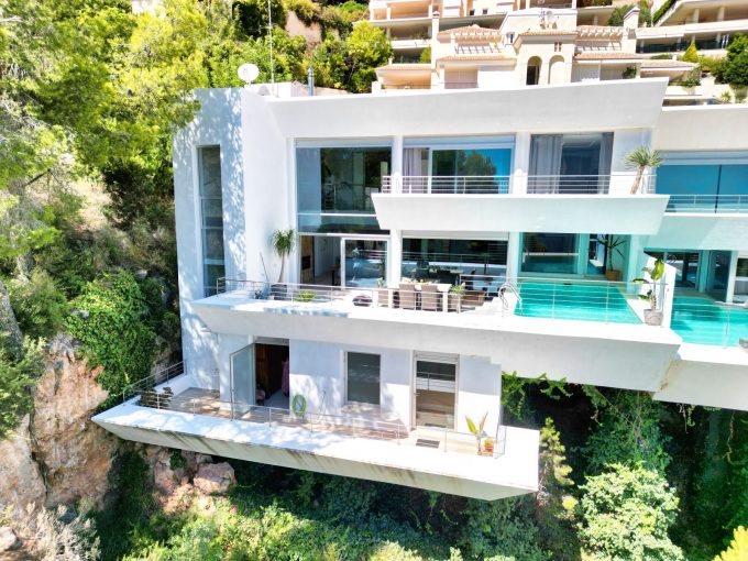 Promoción Exclusiva villa adosada, obra nueva en Altea (Revista)
