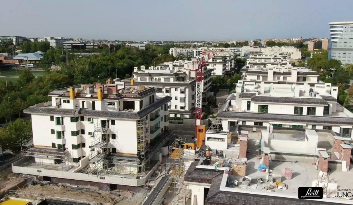 Promoción Residencial Jardines del Juncal, obra nueva en San Sebastián de los Reyes (Revista)