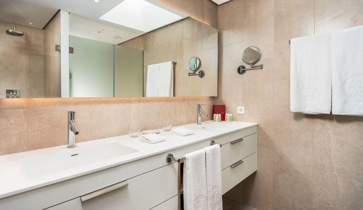 Promoción Los Jardines de Abama Villas del Tenis, obra nueva en Guía de Isora (Revista)