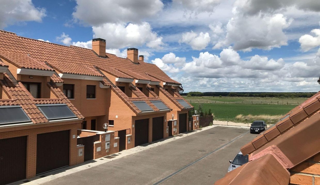 Promoción Residencial Hacienda Seis, obra nueva en Aldeamayor de San Martín (Revista)