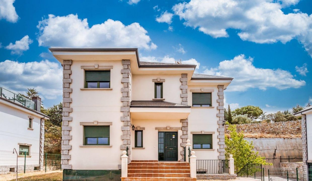 Promoción Chalets independientes en Av Comunidad de Madrid, Torrelodones (Madrid), obra nueva en Torrelodones Colonia (Revista)