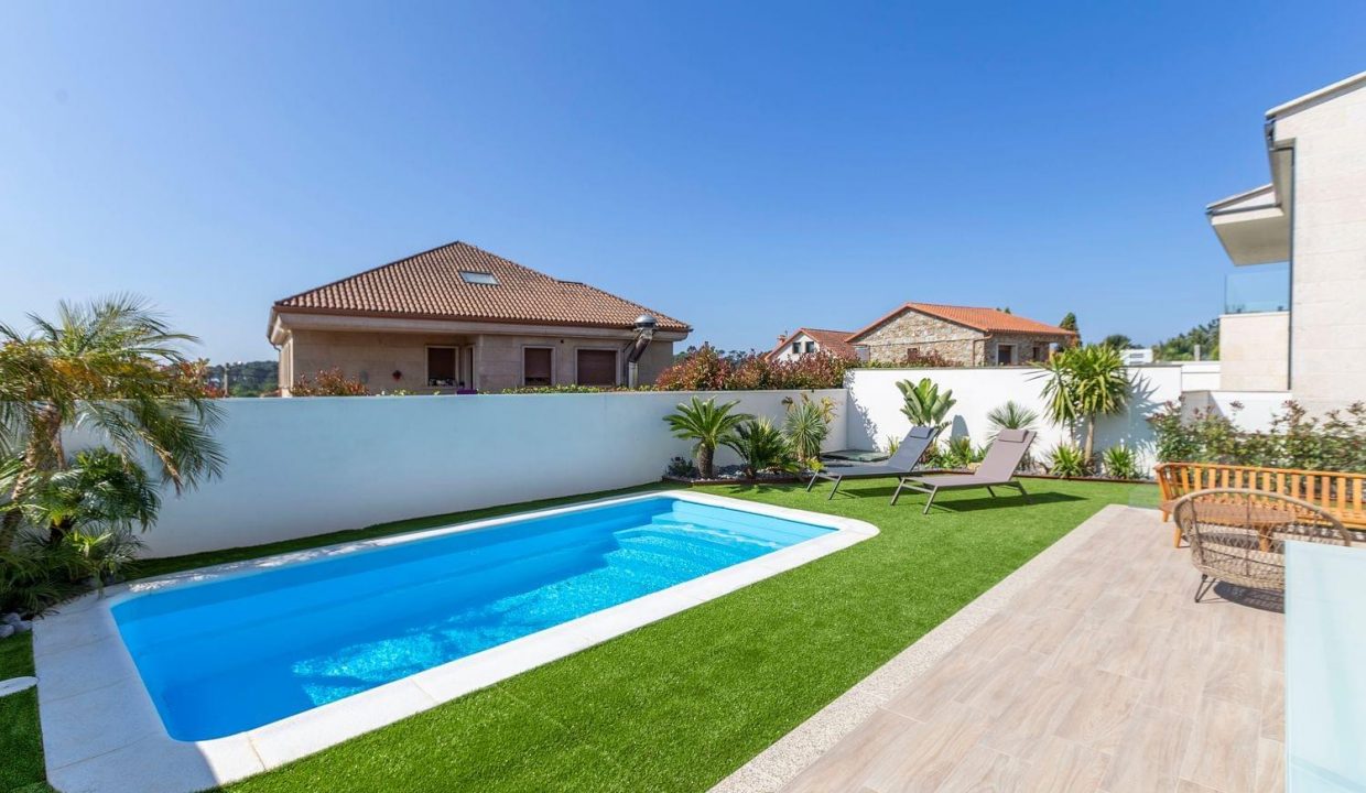 Promoción Urbanización La Ermita A Lanzada, obra nueva en Maior (Revista)