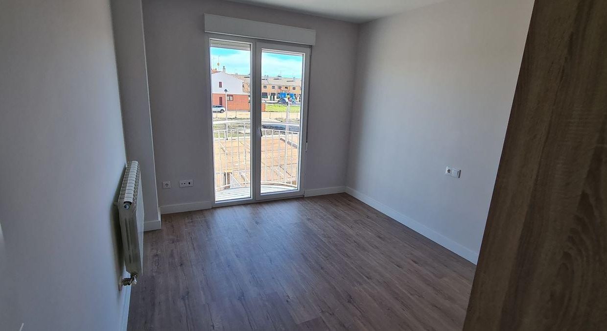 Promoción Residencial Valencia, obra nueva en Villares de la Reina (Revista)