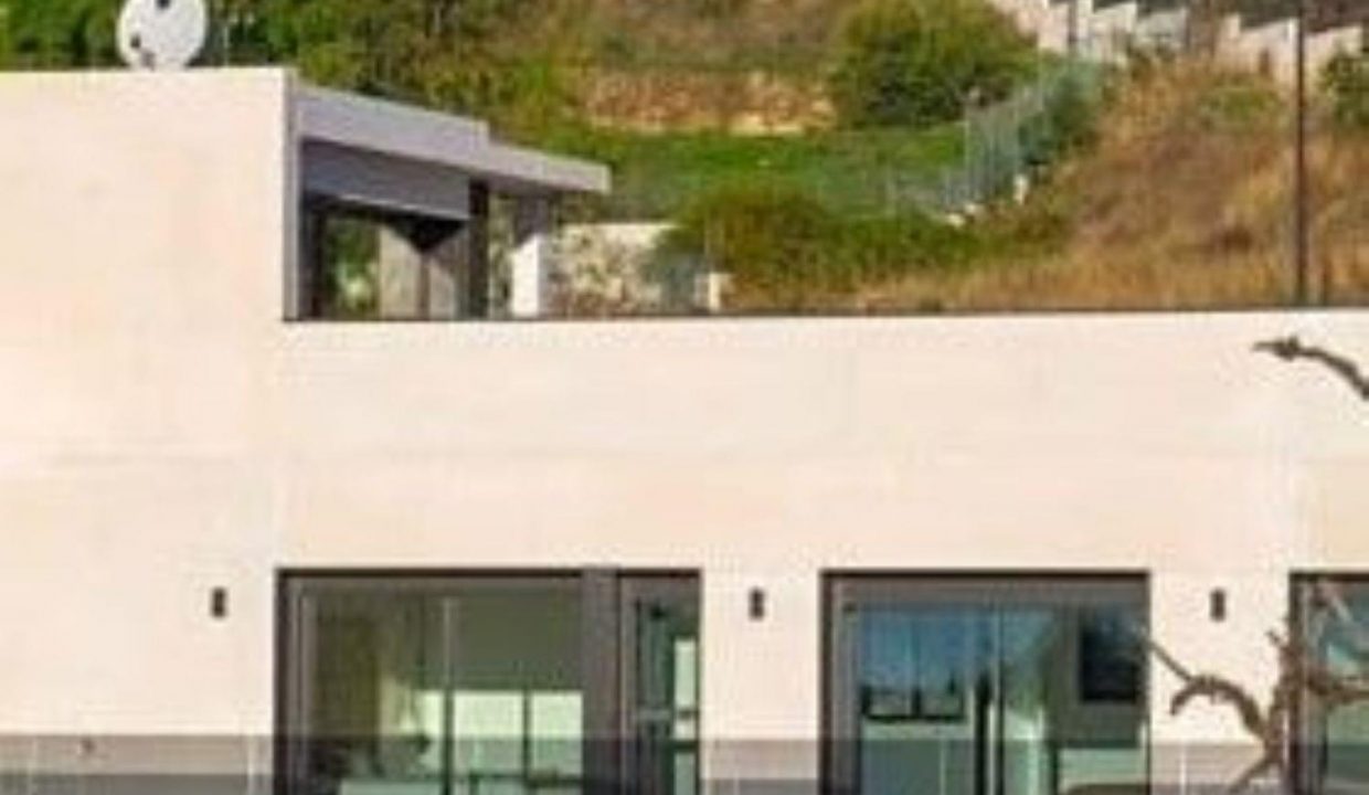 Promoción Santa Mónica Villa, obra nueva en Benalmádena (Revista)