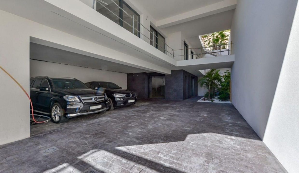 Promoción Villas Montroyal Fase III, obra nueva en Finestrat (Revista)