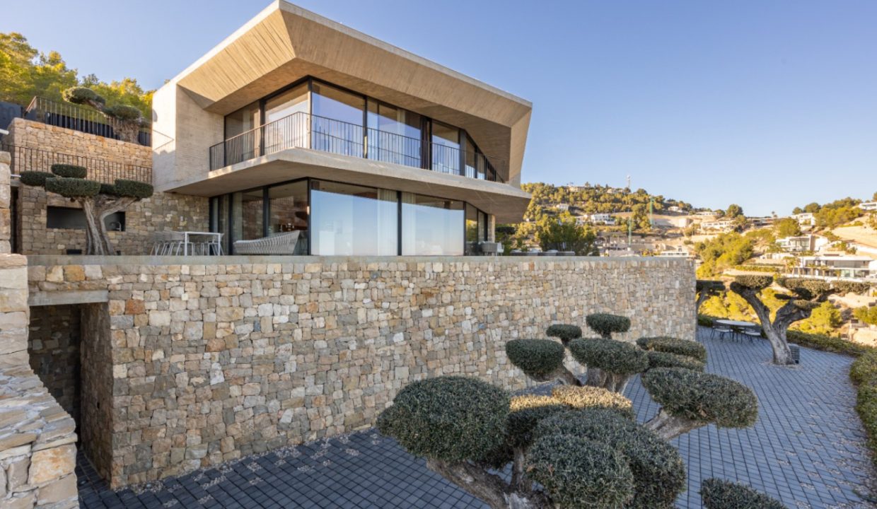 Promoción Villa en los serenos bosques de Benissa, obra nueva en Benisa (Revista)