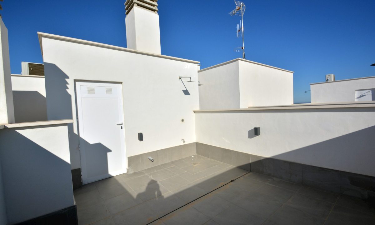 Promoción Edificio Roqueta, obra nueva en Guardamar del Segura (Revista)