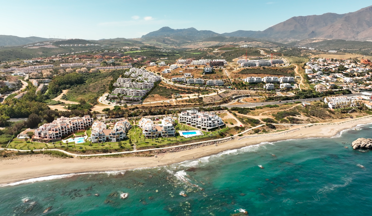 Promoción Arrecife, obra nueva en Casares (Revista)