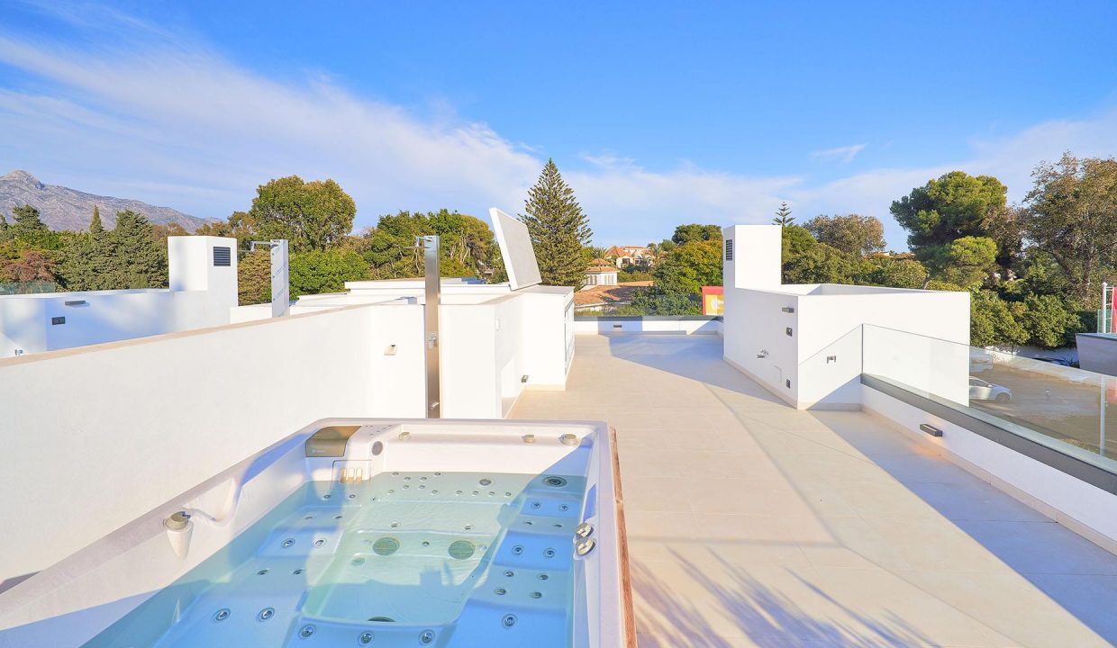 Promoción Banus Bay, obra nueva en Marbella (Revista)