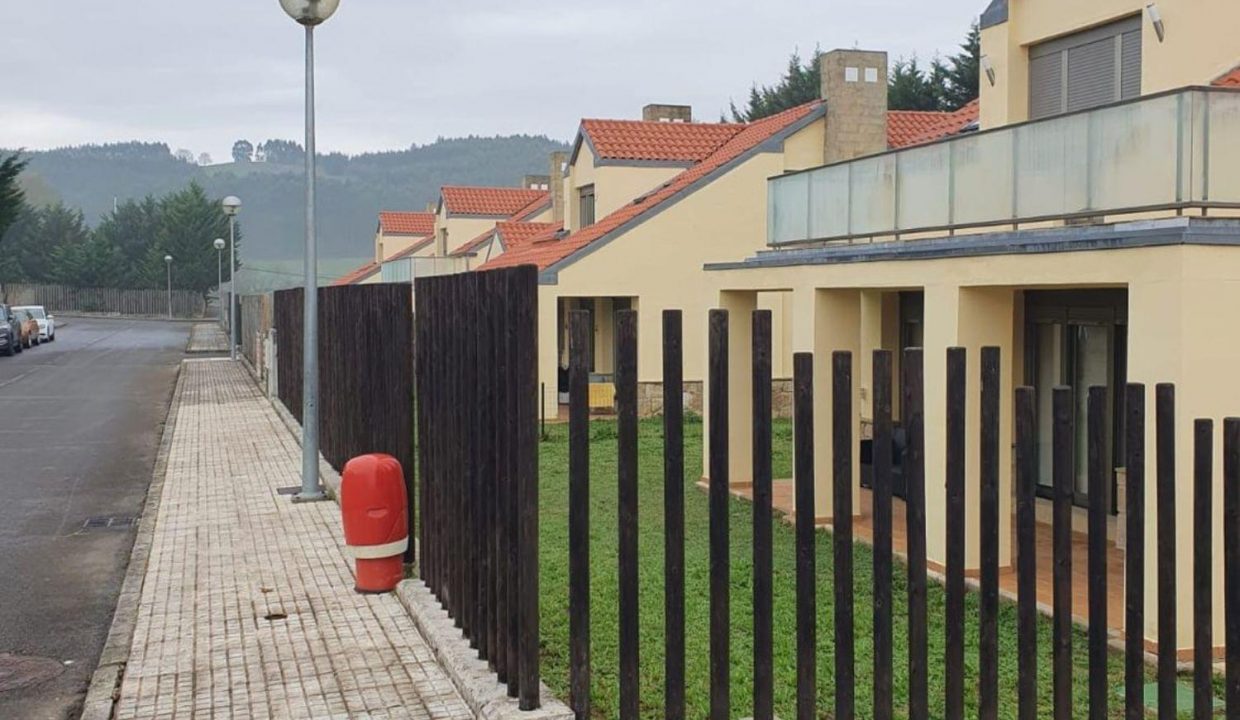 Promoción Urbanización La Joya de Hazas, obra nueva en Hazas de Cesto (Revista)