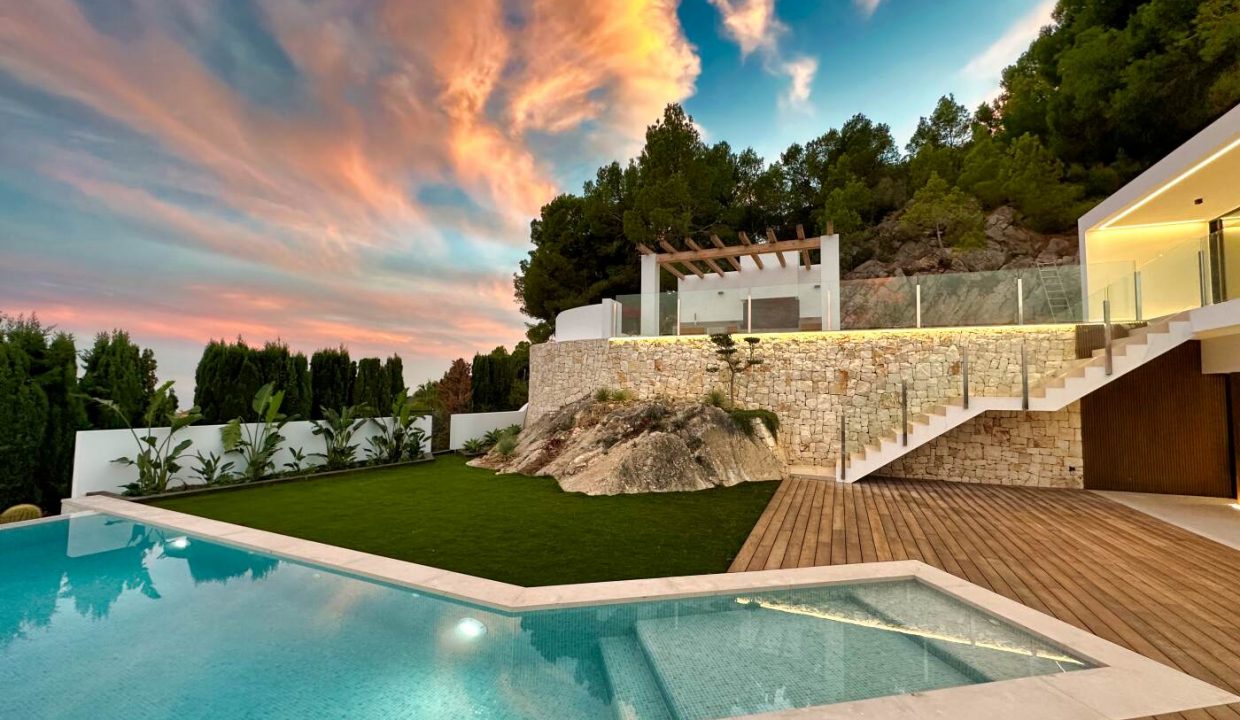 Promoción Villa de lujo con un estilo moderno e innovador,, obra nueva en Calpe (Revista)